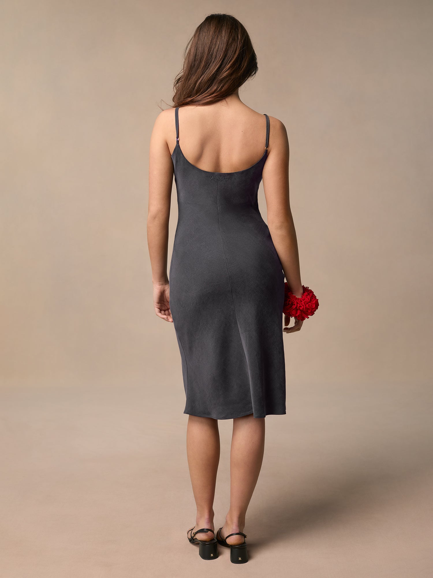 Robe Nuisette Fluide | Minimaliste & Polyvalente | Été & Soirées Décontractées